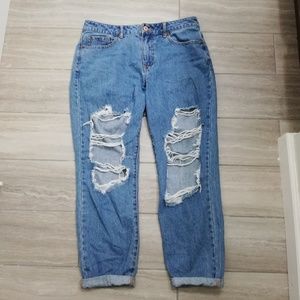 Forever 21 Distressed Boyfriend Jeans